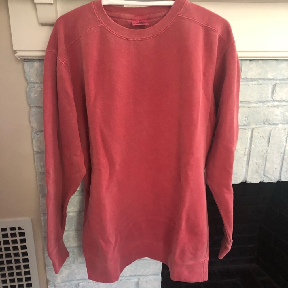 Size M Crimson Red Comfort Colors crewneck